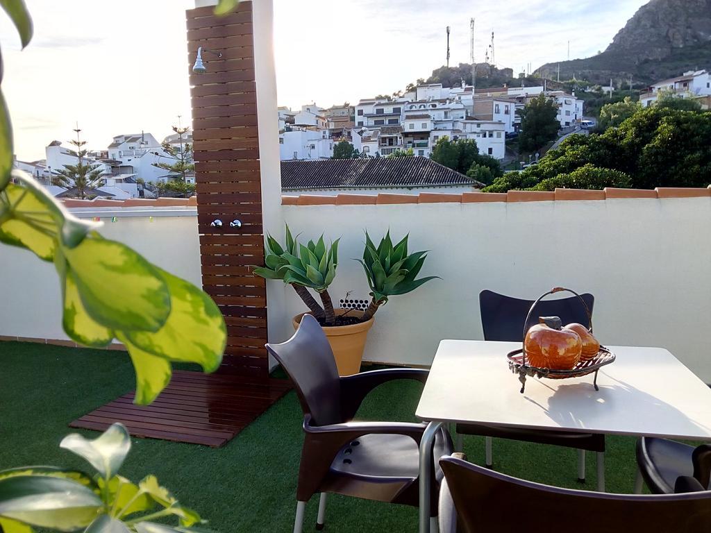 Atico Guadalhorce - Mirador Privado Con Barbacoa Y Solarium Apartment Alora Ngoại thất bức ảnh